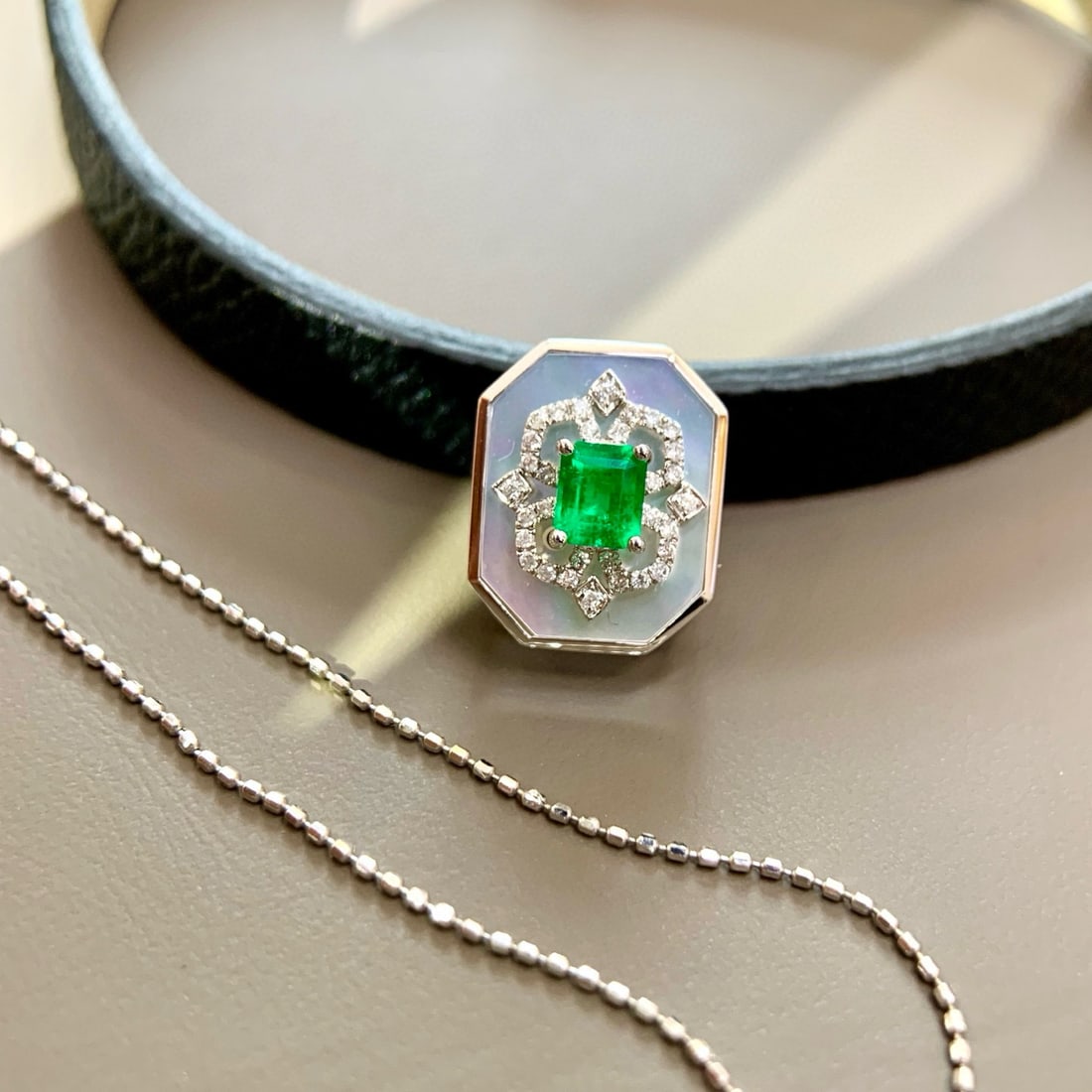 14k Gold 0.39 Ctw Vivid Green Natural Emerald & Diamond Bangle/pendant( Without Chain ) - 8