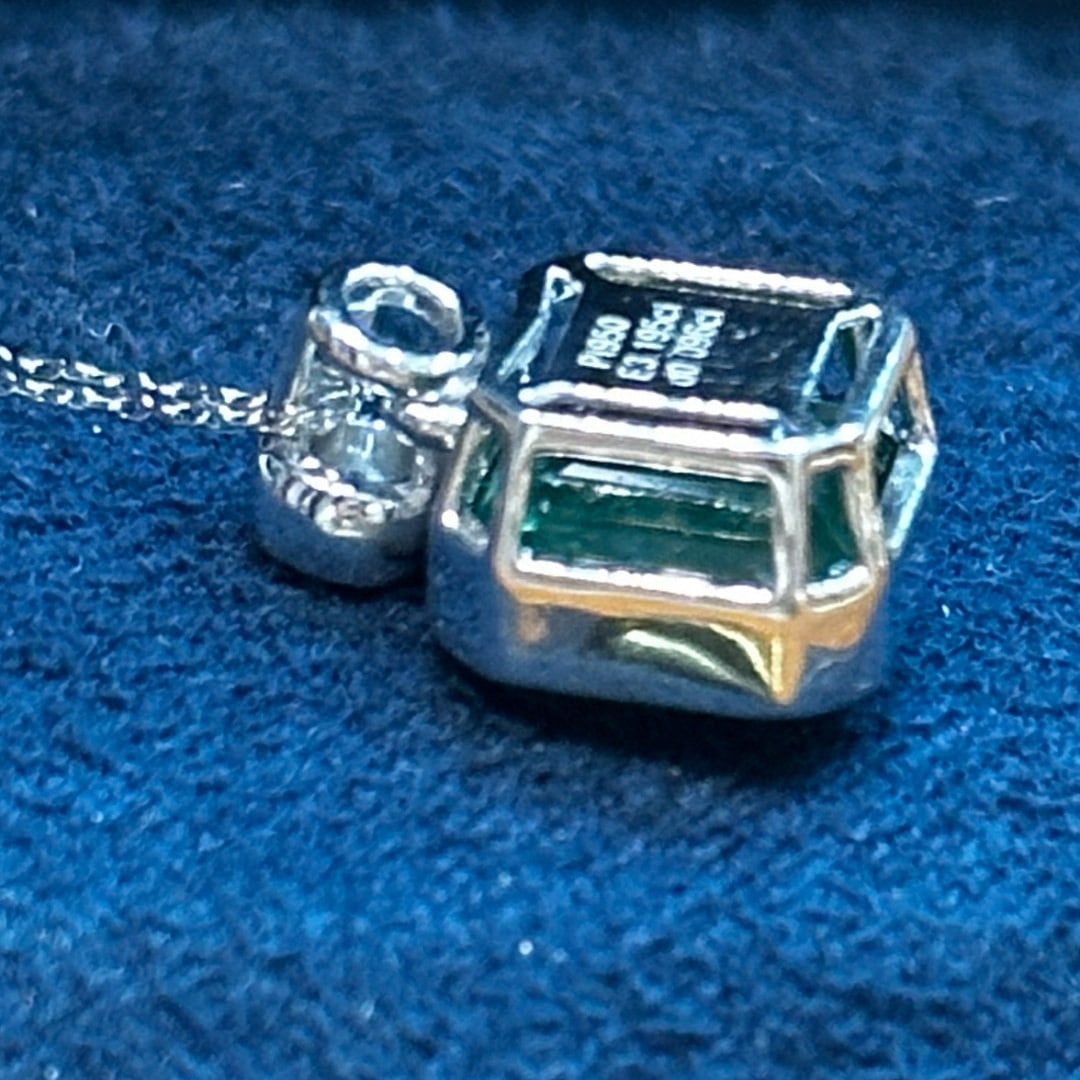 14k Gold 3.28 Ctw Vivid Green Natural Emerald & Diamond Pendant( Without Chain ) - 5