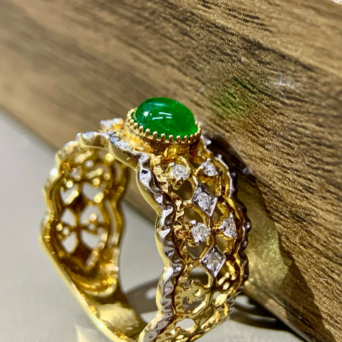 14k Gold 1.10 Ctw Vivid Green Natural Emerald & Diamond Ring - 2