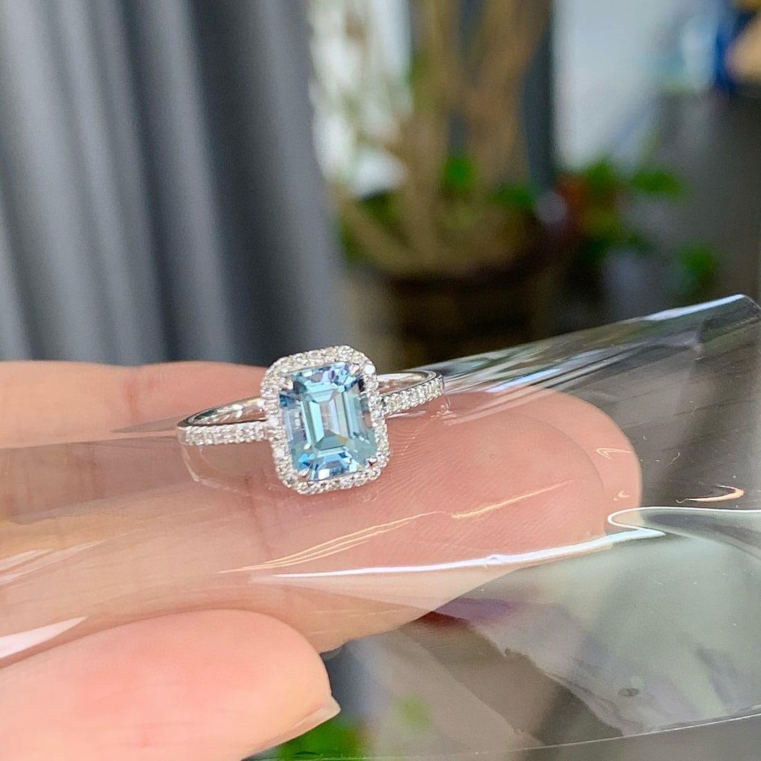 14k Gold 1.32 Ctw Natural Aquamarine & Diamond Ring - 3