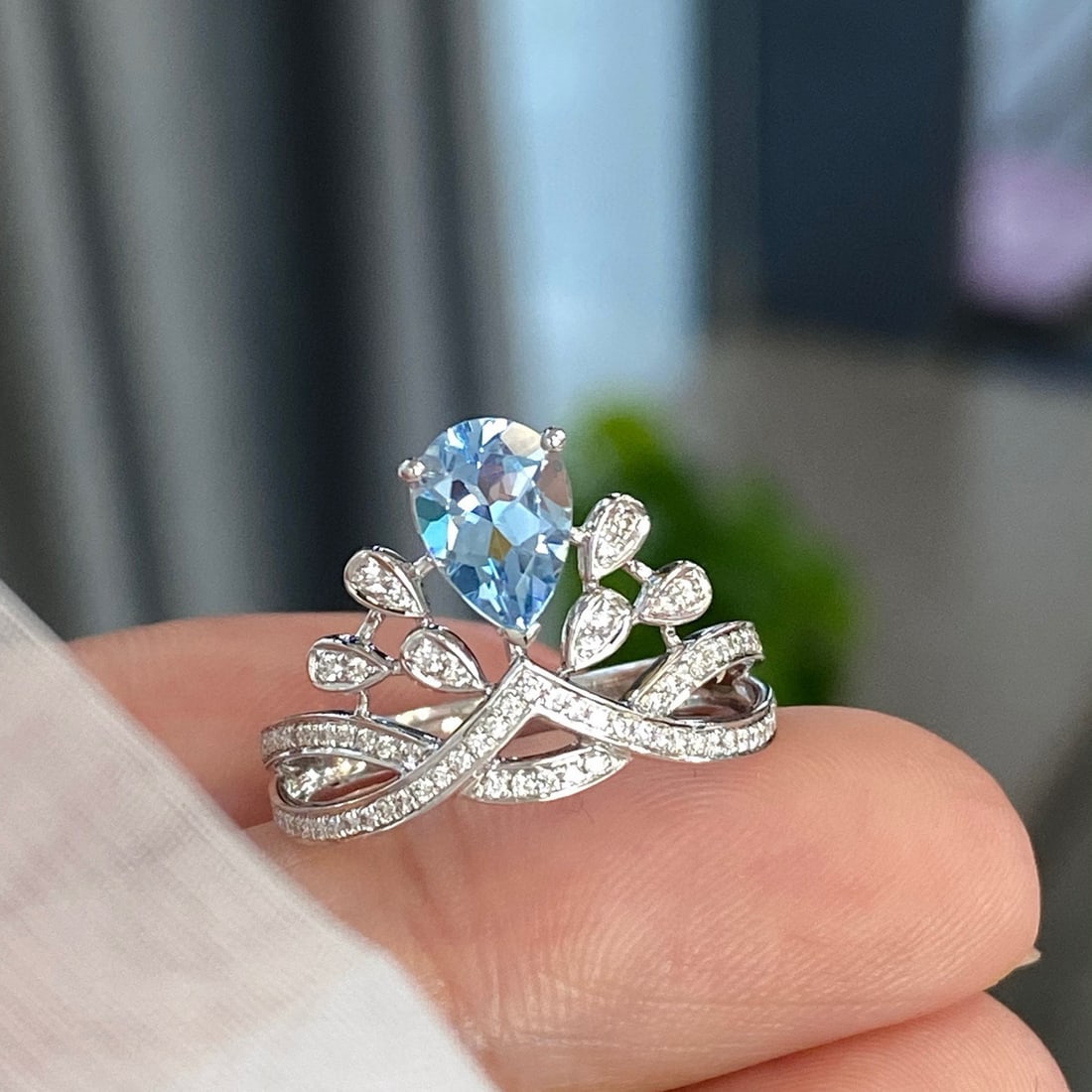 14k Gold 1.10 Ctw Natural Aquamarine & Diamond Ring - 3