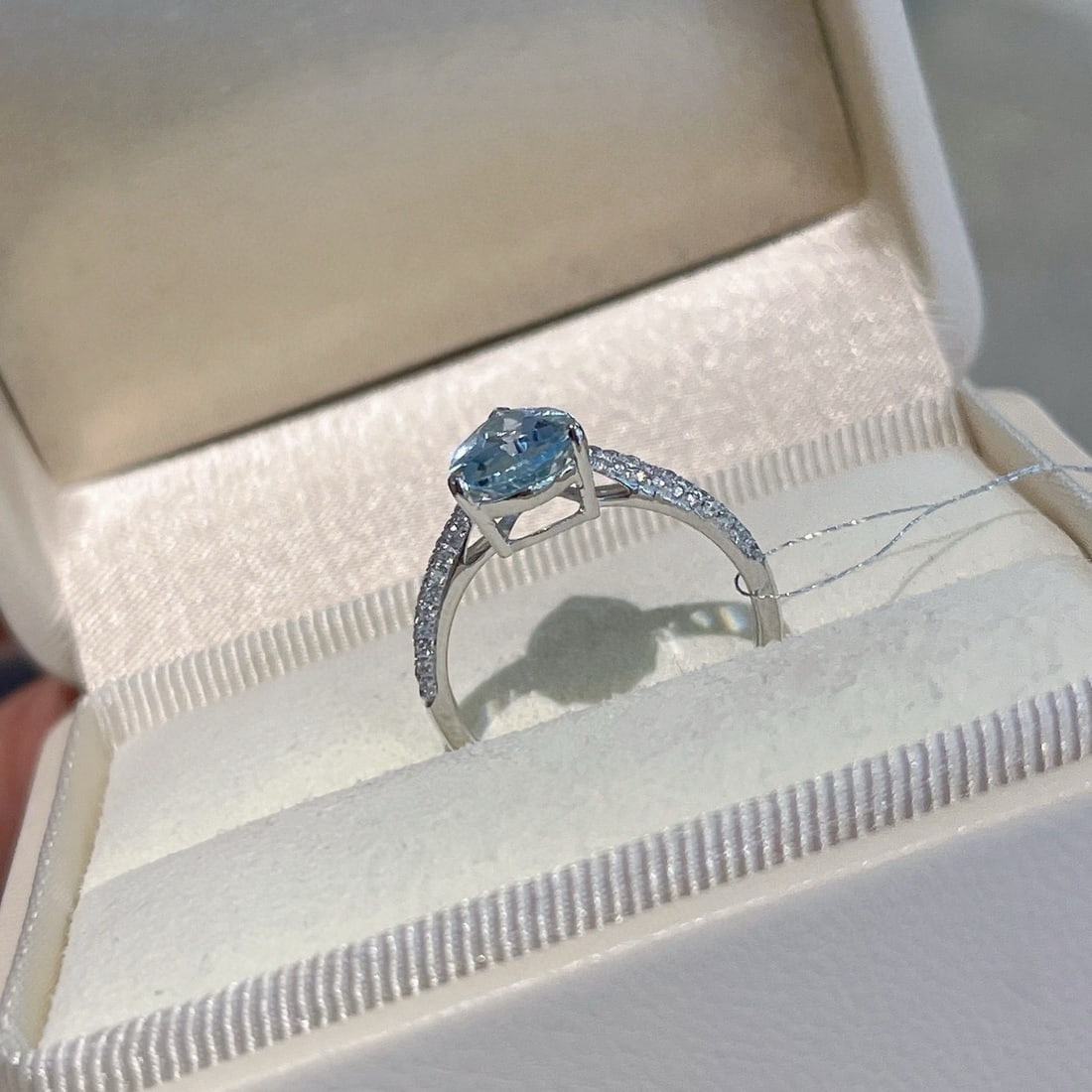14k Gold 2.06 Ctw Natural Aquamarine & Diamond Ring - 3