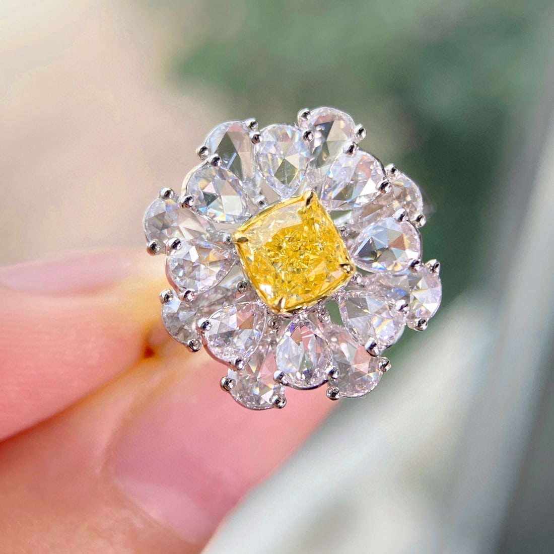 Gia Certified 14k Gold 2.04 Ctw Natural Yellow Diamond & Diamond Ring: Ref:230994258 // gold content:14k gold // ring size:7. 25us // // main gemstone:yellow diamond // certified:gia // shape:cushion // carat weight:0. 71ct // clarity grade:vs2 // color:yellow //