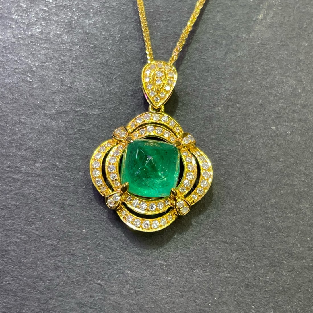 14k Gold 2.2 Ct Natural Emerald & Diamond Pendant( Without Chain ) - 5
