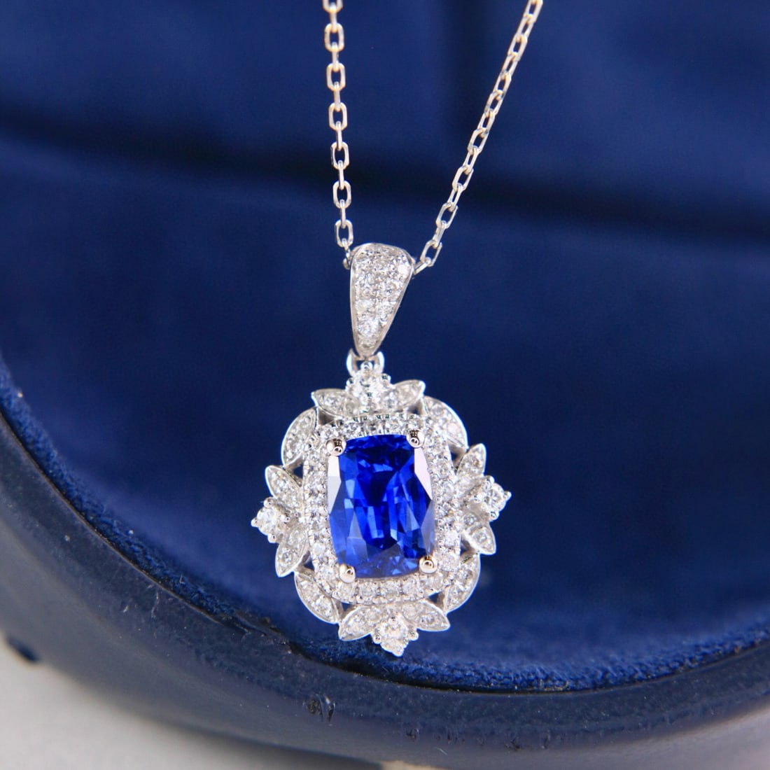 14k Gold 1.44 Ctw Natural Sapphire & Diamond Pendant( Without Chain ) - 3