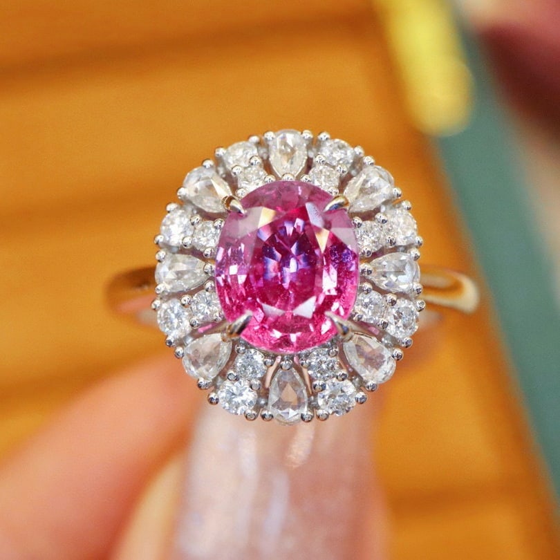 14k Gold 2.29 Ctw Natural Sapphire & Diamond Ring: Ref:230994277 // gold content:14k gold // ring size:7. 25us // // main gemstone:sapphire // shape:oval // carat weight:1. 80ct // color:pink // treatment:natural // // adjacent gemstone 2 : diamond //