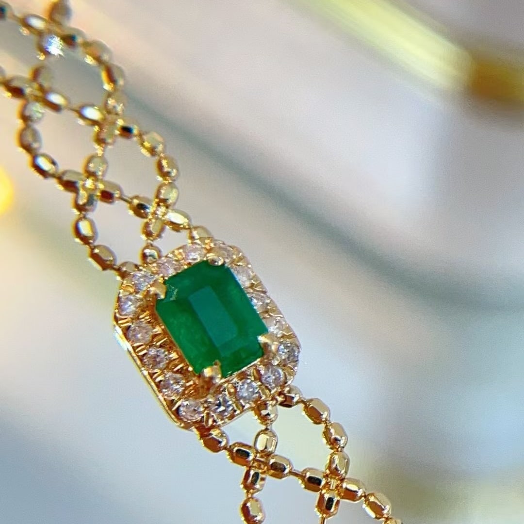 14k Gold 0.25 Ct Vivid Green Natural Emerald & Diamond Bracelet - 3