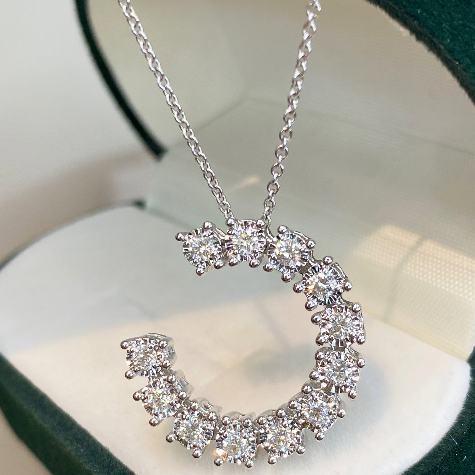 14k Gold 0.53 Ct Natural H Diamond Necklace - 4