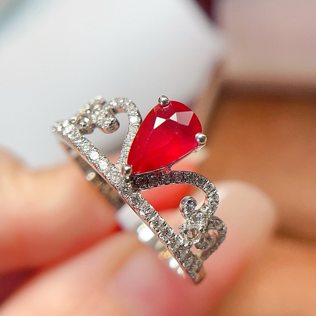 14k Gold 1.3 Ctw Natural Ruby & Diamond Ring - 3
