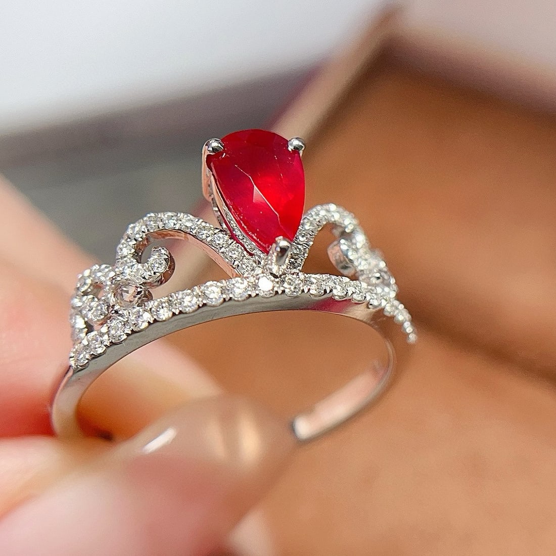 14k Gold 1.3 Ctw Natural Ruby & Diamond Ring - 5