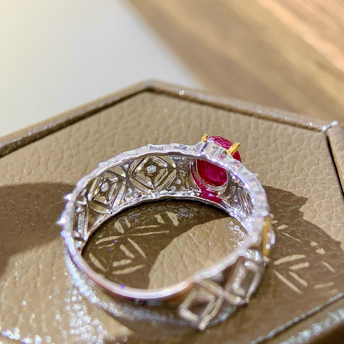 14k Gold 0.91 Ctw Natural Ruby & Diamond Ring - 4