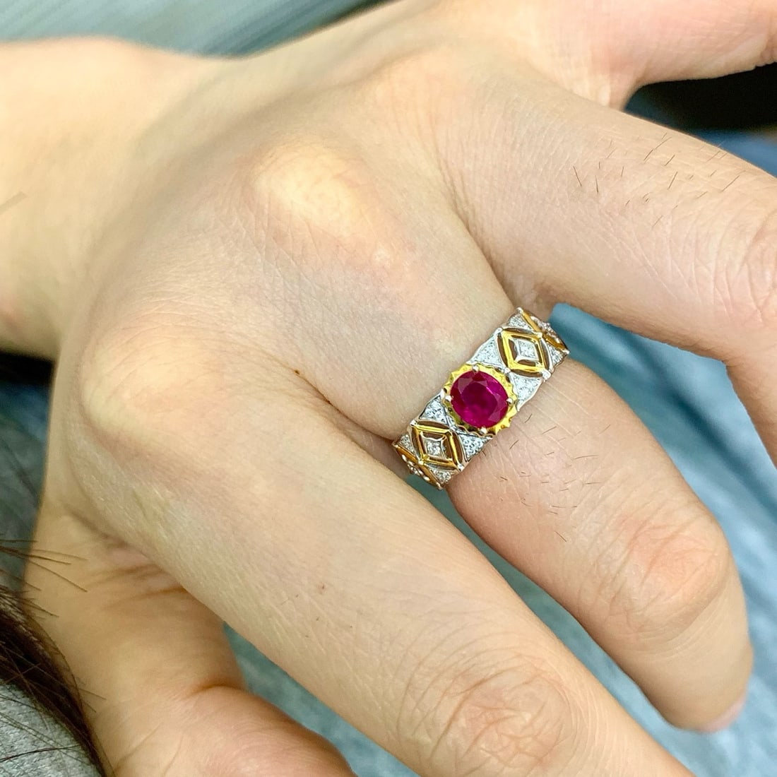 14k Gold 0.91 Ctw Natural Ruby & Diamond Ring - 5
