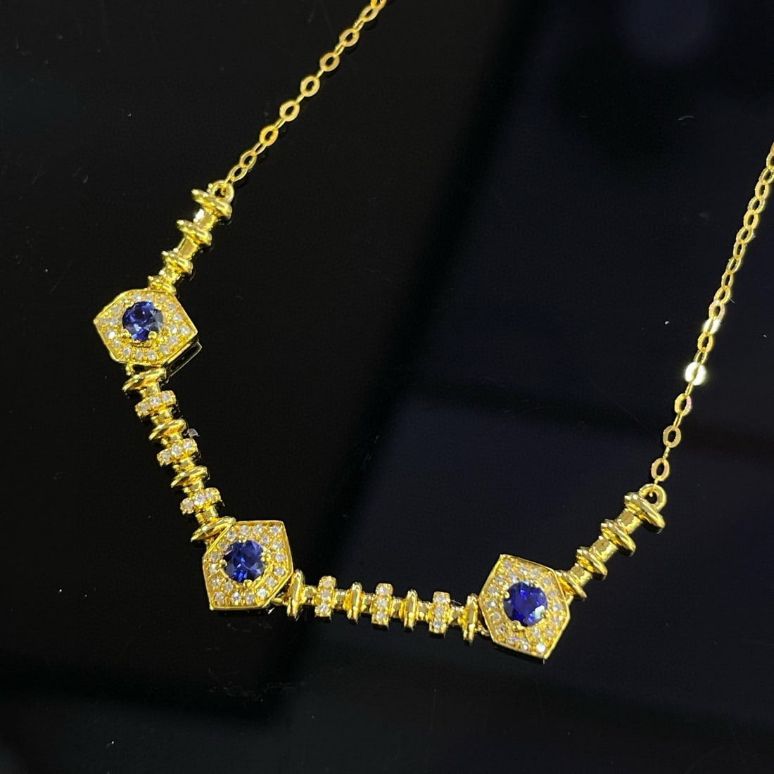 14k Gold 0.40 Ct Natural Sapphire & Diamond Necklace: Ref:230994308 // gold content:14k gold // main gemstone:sapphire // shape:round // carat weight:0. 40ct // color:blue // treatment:natural // cut grade:g // // adjacent gemstone 2 : diamond // number 