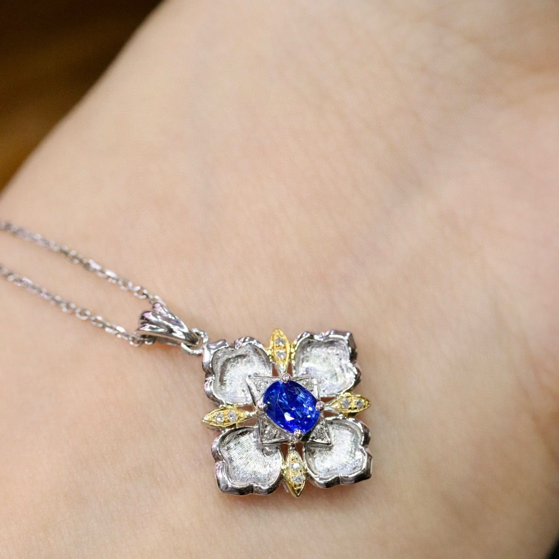 14k Gold 0.36 Ctw Natural Sapphire & Diamond Pendant( Without Chain ) - 4