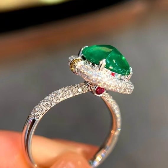14k Gold 3.15 Ctw Vivid Green Natural Emerald & Diamond Ring - 2