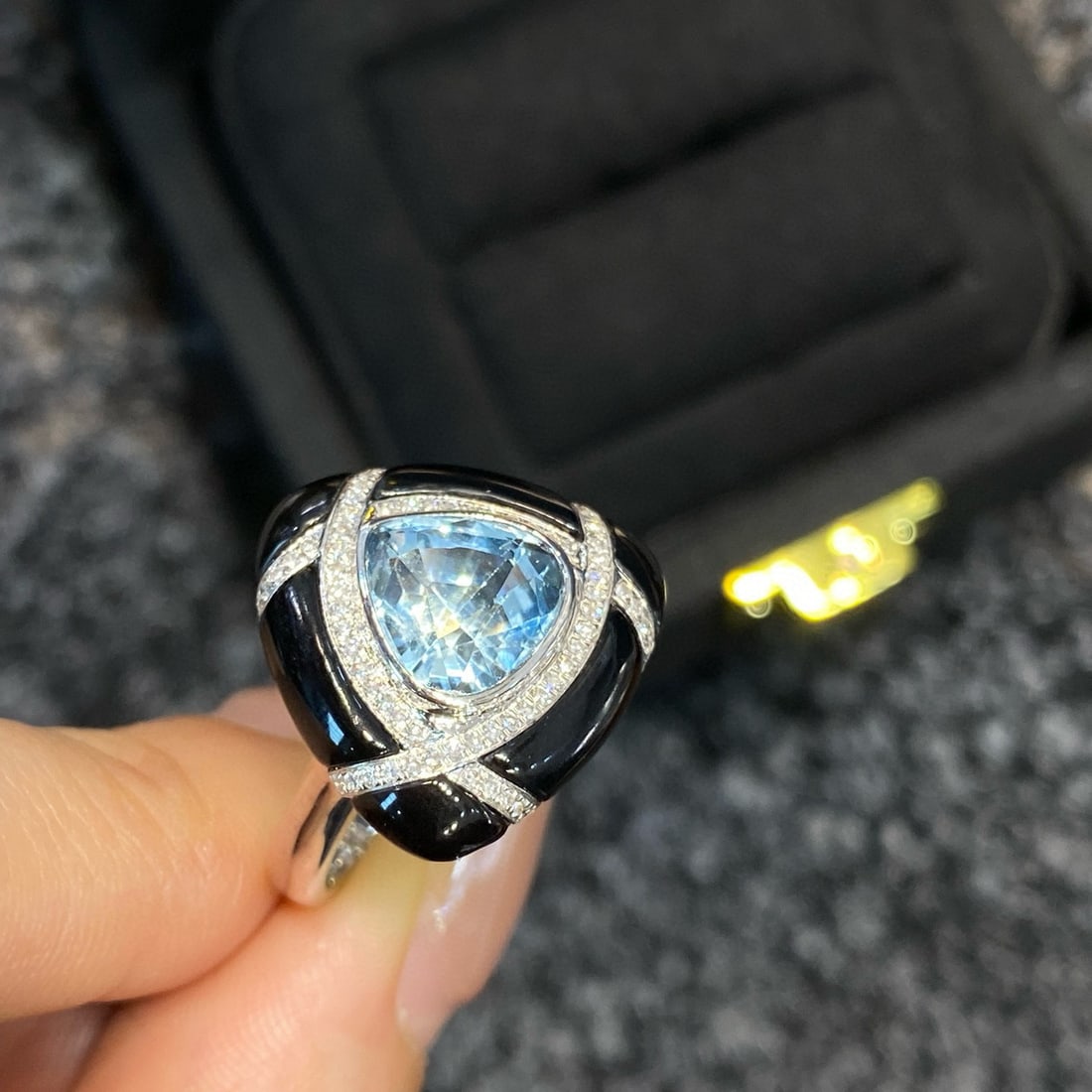 14k Gold 3.04 Ctw Natural Aquamarine & Diamond Ring - 4