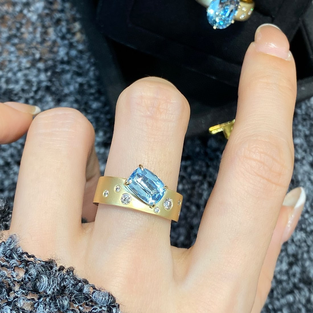 14k Gold 1.87 Ctw Natural Aquamarine & Diamond Ring - 2
