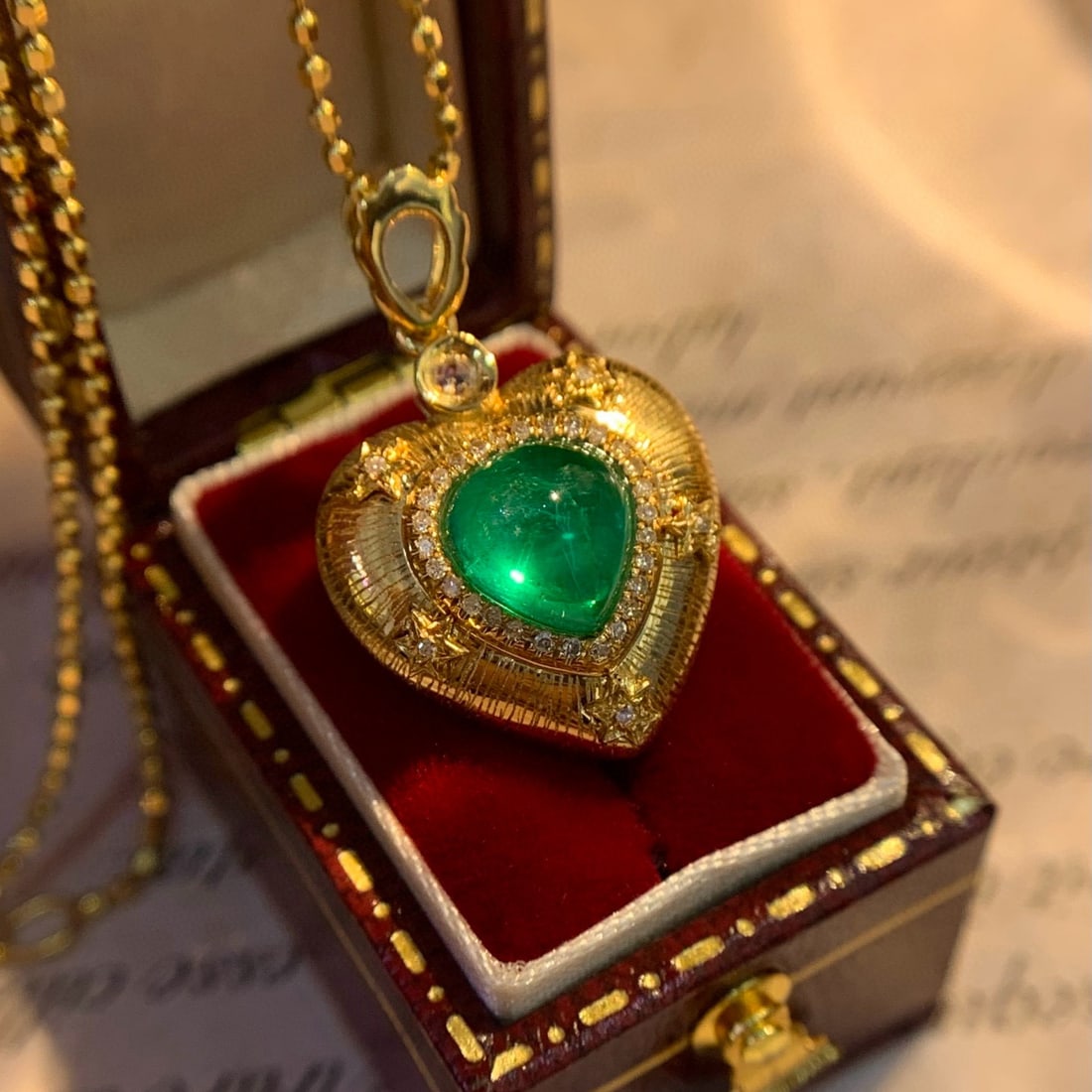 14k Gold 1.5 Ct Vivid Green Natural Emerald & Diamond Pendant( Without Chain ) - 5