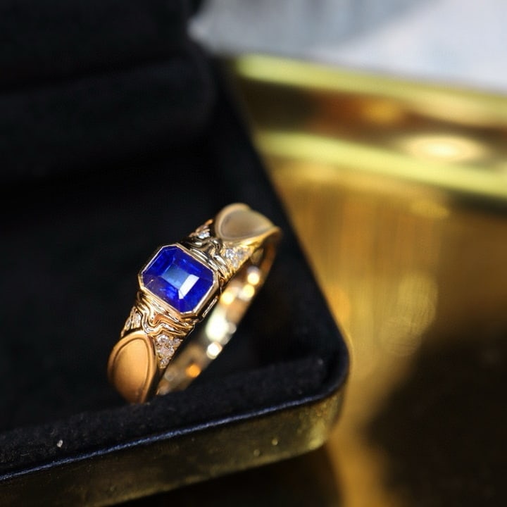 14k Gold 0.87 Ctw Natural Sapphire & Diamond Ring: Ref:230994352 // gold content:14k gold // ring size:7. 25us // // main gemstone:sapphire // shape:octagonal // carat weight:0. 8ct // color:royal blue // treatment:natural // // adjacent gemstone 2 : 