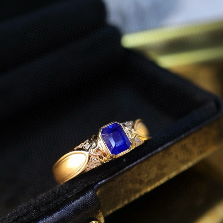 14k Gold 0.87 Ctw Natural Sapphire & Diamond Ring - 2