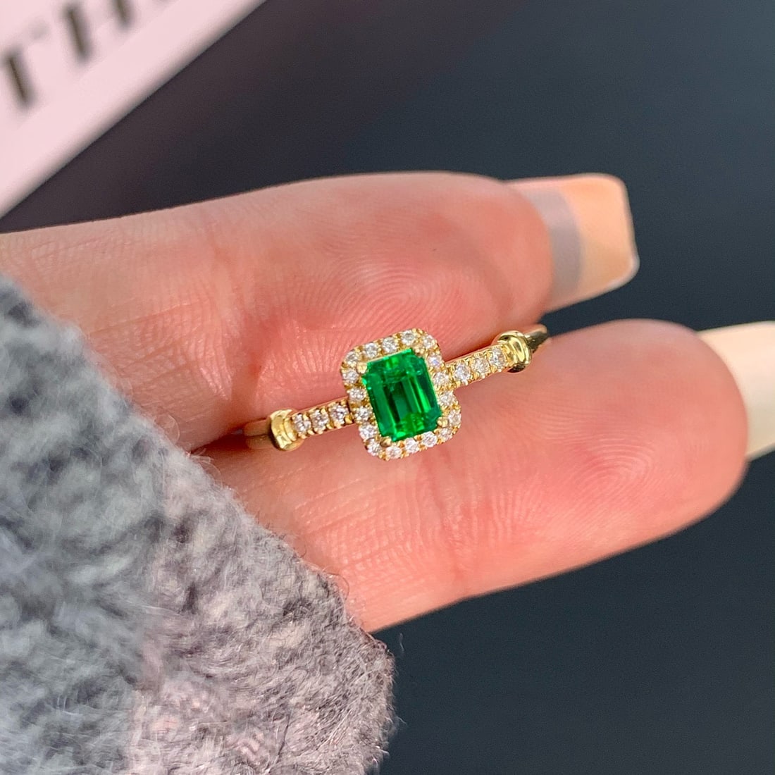 14k Gold 0.49 Ctw Vivid Green Natural Emerald & Diamond Ring: Ref:230994356 // gold content:14k gold // ring size:7. 25us // // main gemstone:emerald // shape:octagonal // carat weight:0. 35ct // color:vivid green // treatment:natural // // adjacent gemstone 2