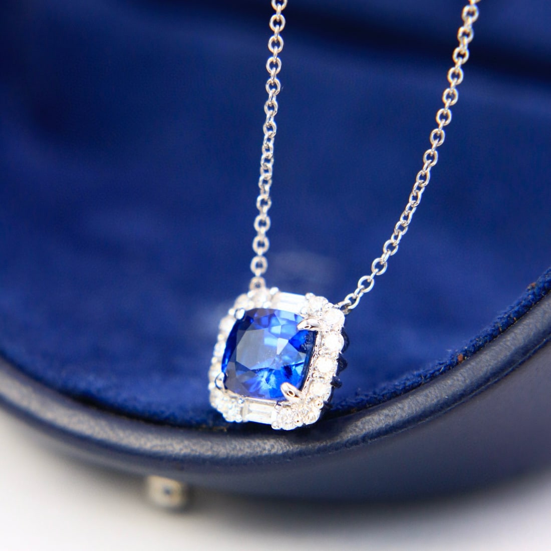 14k Gold 1.71 Ctw Natural Sapphire & Diamond Necklace - 2