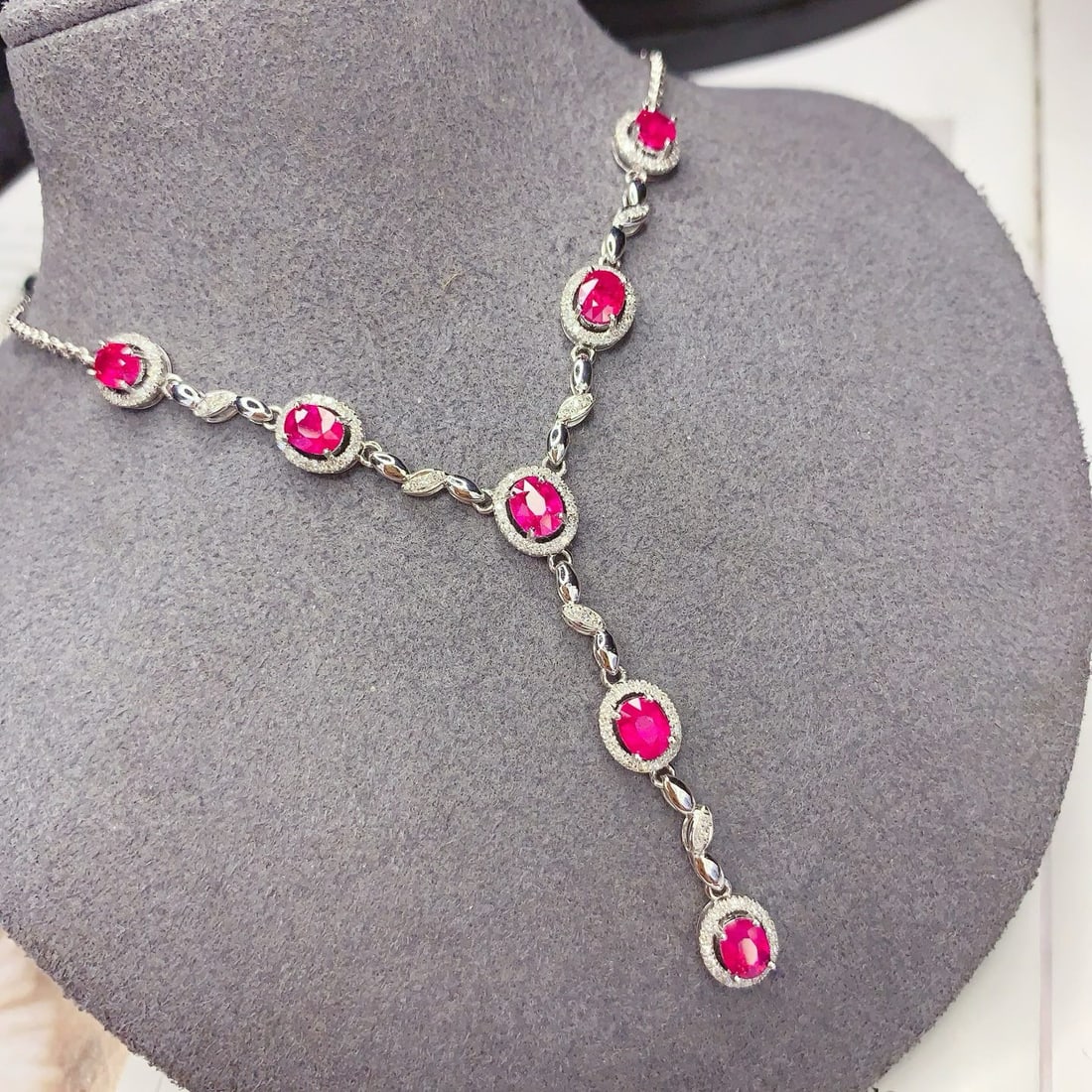 14k Gold 3 Ct Natural Ruby & Diamond Necklace - 6