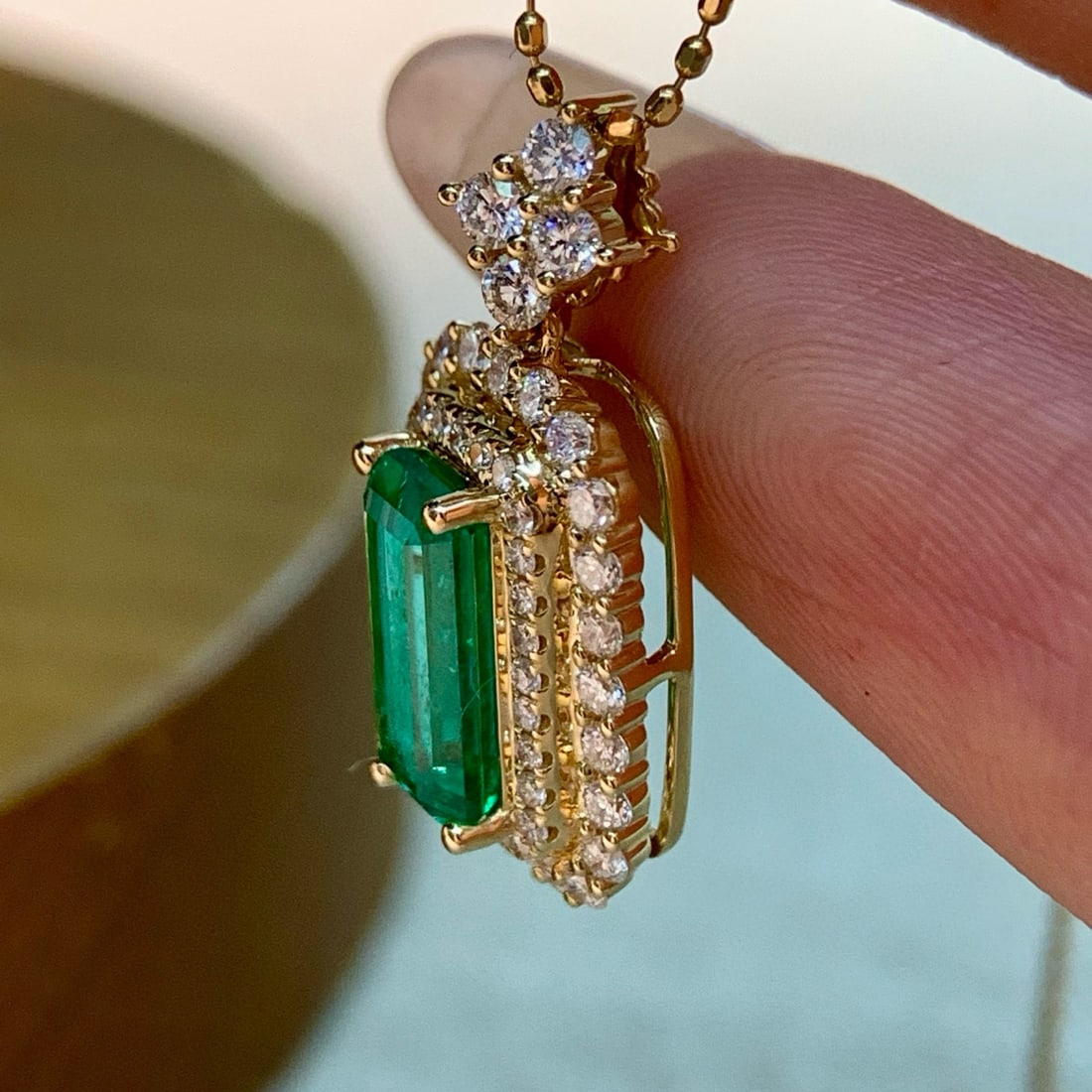 14k Gold 1.59 Ctw Vivid Green Natural Emerald & Diamond Pendant( Without Chain ) - 3