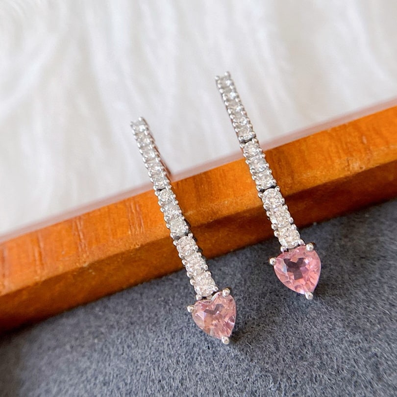 14k Gold 1.00 Ctw Natural Tourmaline & Diamond Earrings: Ref:230994383 // gold content:14k gold // main gemstone:tourmaline // shape:heart // carat weight:0. 40ct // color:pink // treatment:natural // // adjacent gemstone 2 : diamond // shape:round //