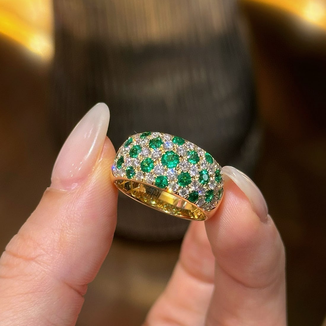 14k Gold 3.18 Ctw Natural Emerald & Diamond Ring: Ref:230994391 // gold content:14k gold // ring size:7. 25us // // main gemstone:emerald // shape:round // carat weight:1. 23ct // color:green // treatment:natural // cut grade:g // // adjacent gemston