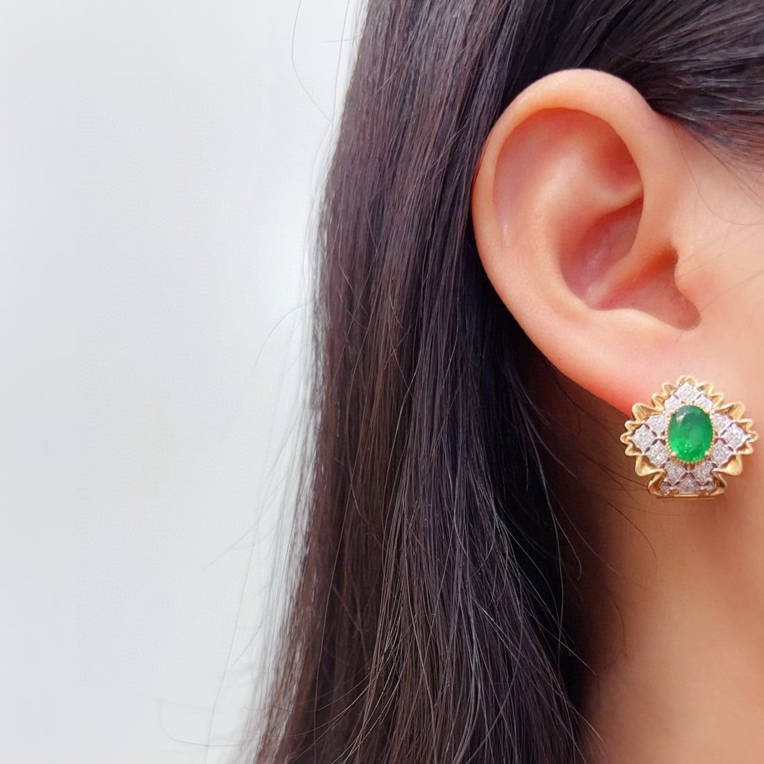 14k Gold 2.40 Ctw Vivid Green Natural Emerald & Diamond Earrings - 7