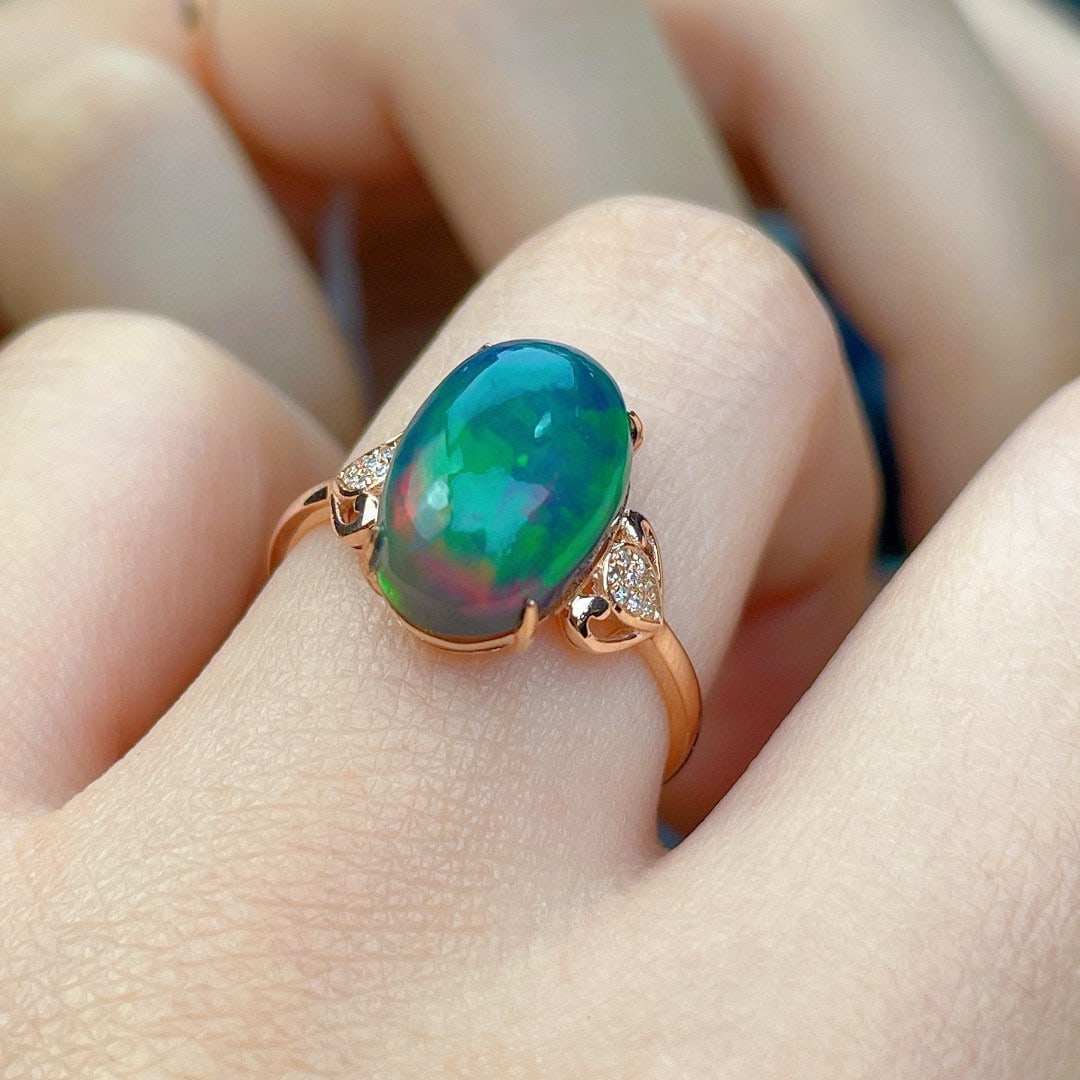 14k Gold 3.7 Ct Natural Opal & Diamond Ring - 3