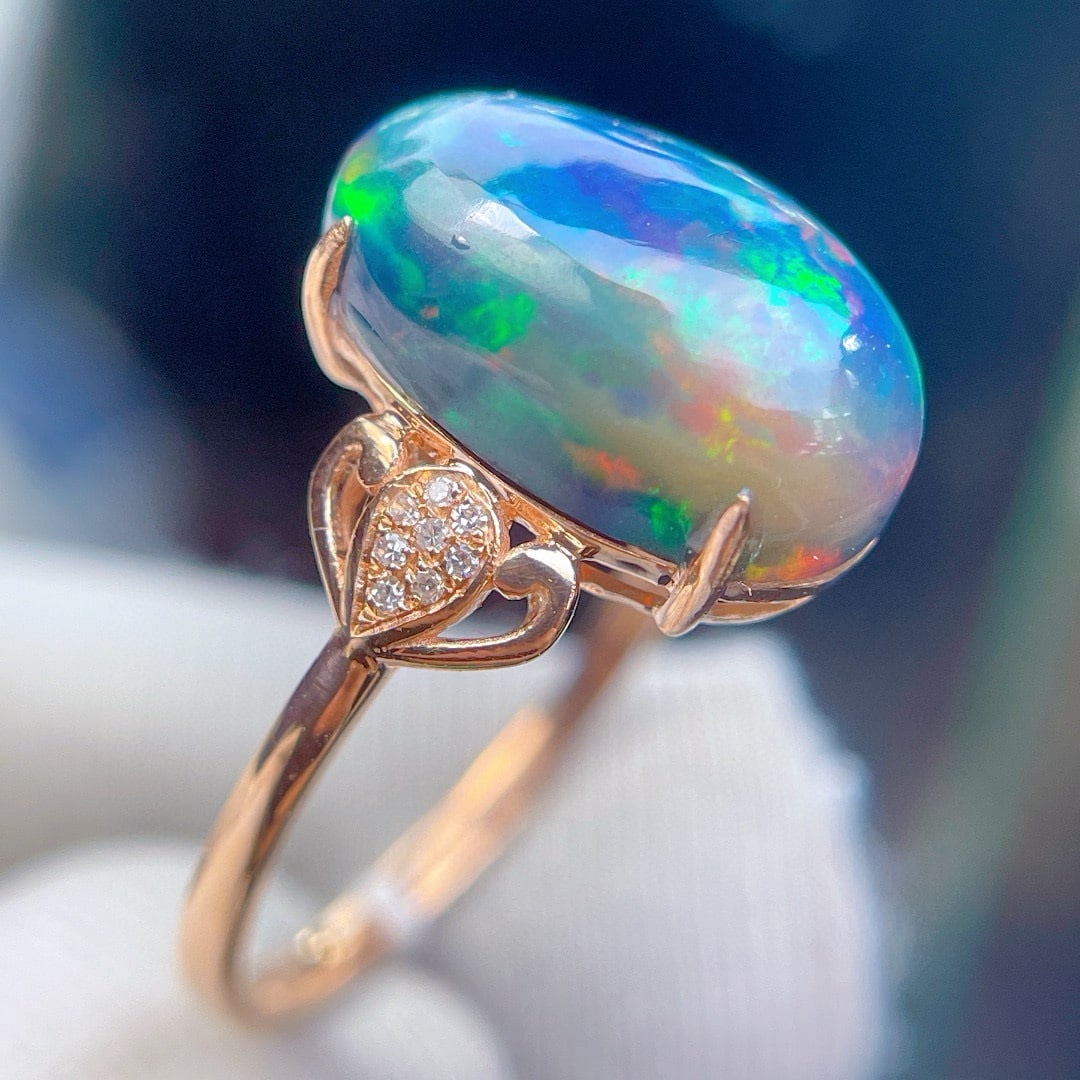 14k Gold 3.7 Ct Natural Opal & Diamond Ring - 6