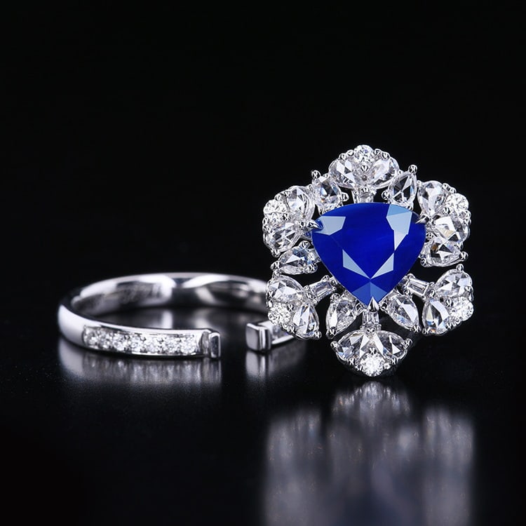 14k Gold 3.39 Ctw Natural Sapphire & Diamond Ring/pendant( Without Chain ): Ref:230994420 // gold content:14k gold // ring size:7. 25us // // main gemstone:sapphire // shape:pear // carat weight:2. 27ct // color:royal blue // treatment:natural // // adjacent gemstone 2 :