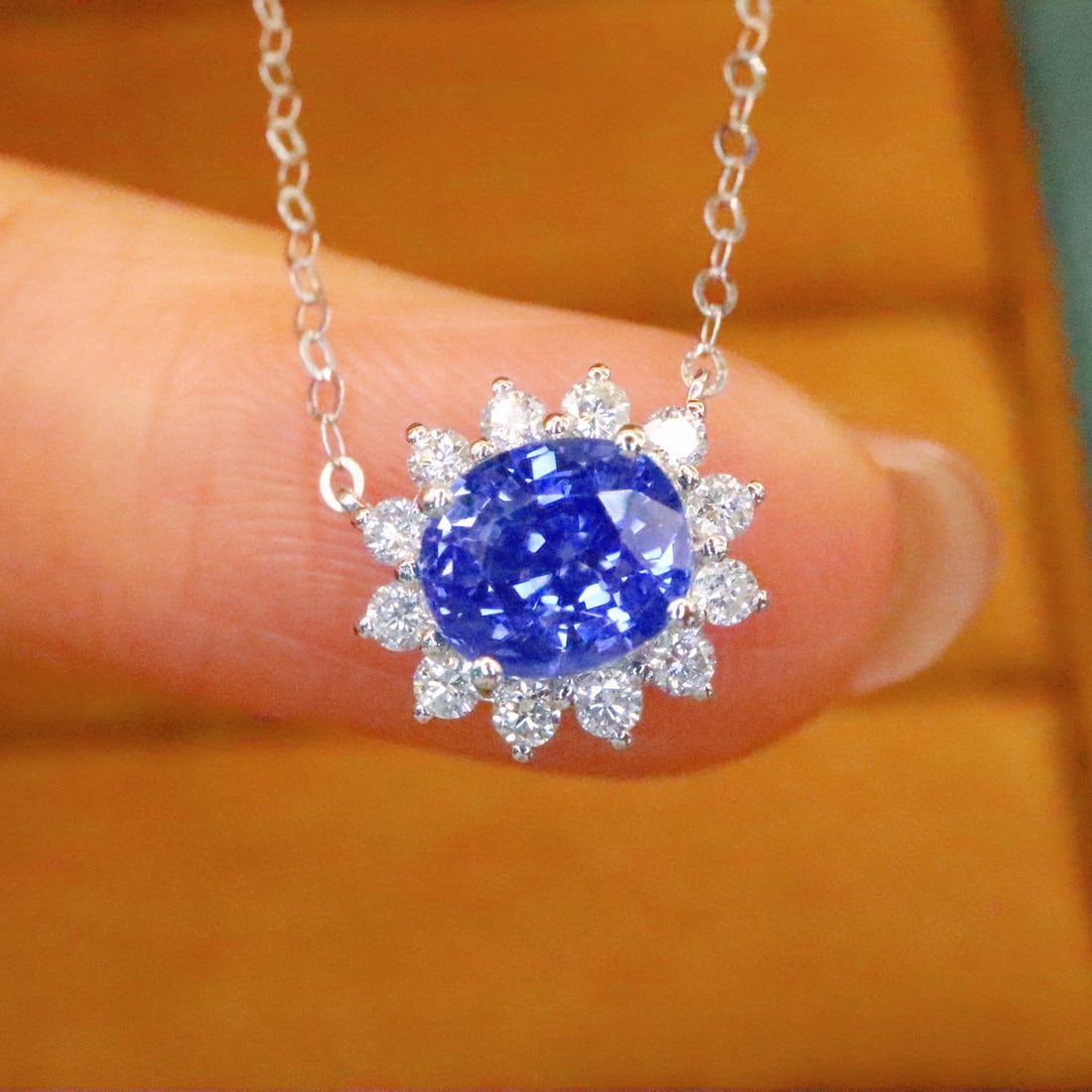 14k Gold 1.43 Ctw Natural Sapphire & Diamond Necklace: Ref:230994422 // gold content:14k gold // main gemstone:sapphire // shape:oval // carat weight:1. 22ct // color:cornflower blue // treatment:natural // // adjacent gemstone 2 : diamond // number of st