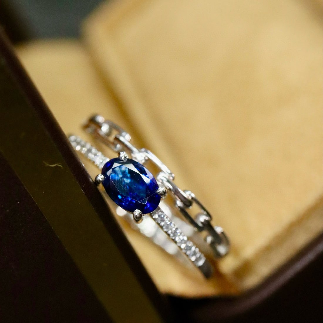 14k Gold 0.73 Ctw Natural Sapphire & Diamond Ring - 6