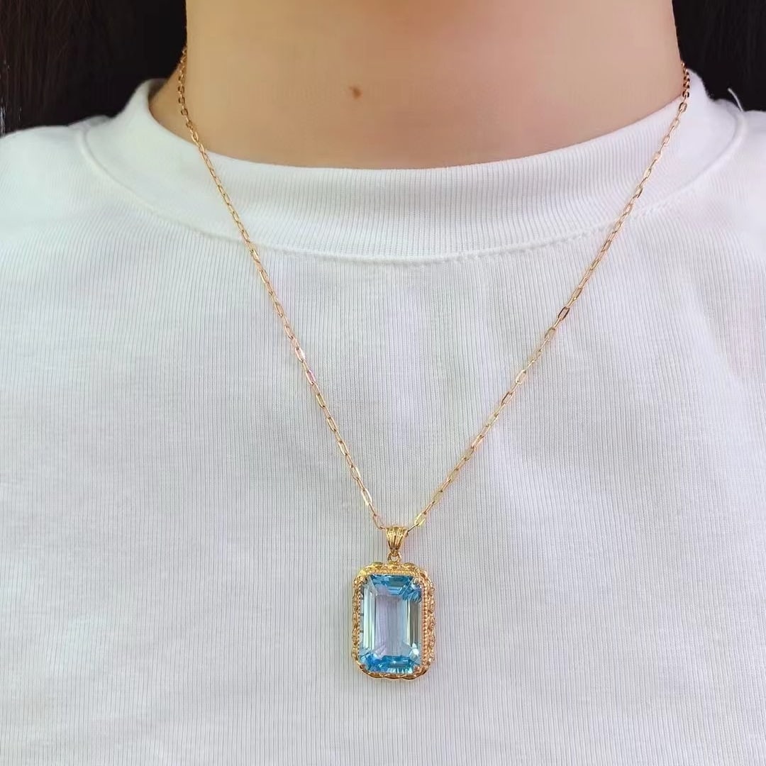 14k Gold 13.1 Ct Natural Topaz & Diamond Pendant( Without Chain ) - 2