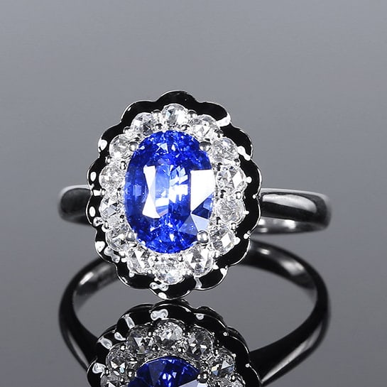 14k Gold 2.34 Ctw Natural Sapphire & Diamond Ring: Ref:230994439 // gold content:14k gold // ring size:7. 25us // // main gemstone:sapphire // shape:oval // carat weight:2. 01ct // color:cornflower blue // treatment:natural // // adjacent gemstone 2 :