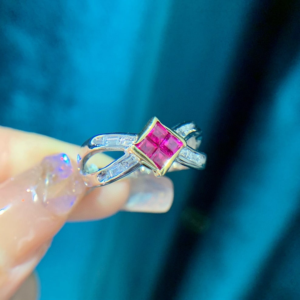 14k Gold 1.25 Ctw Natural Ruby & Diamond Ring - 4
