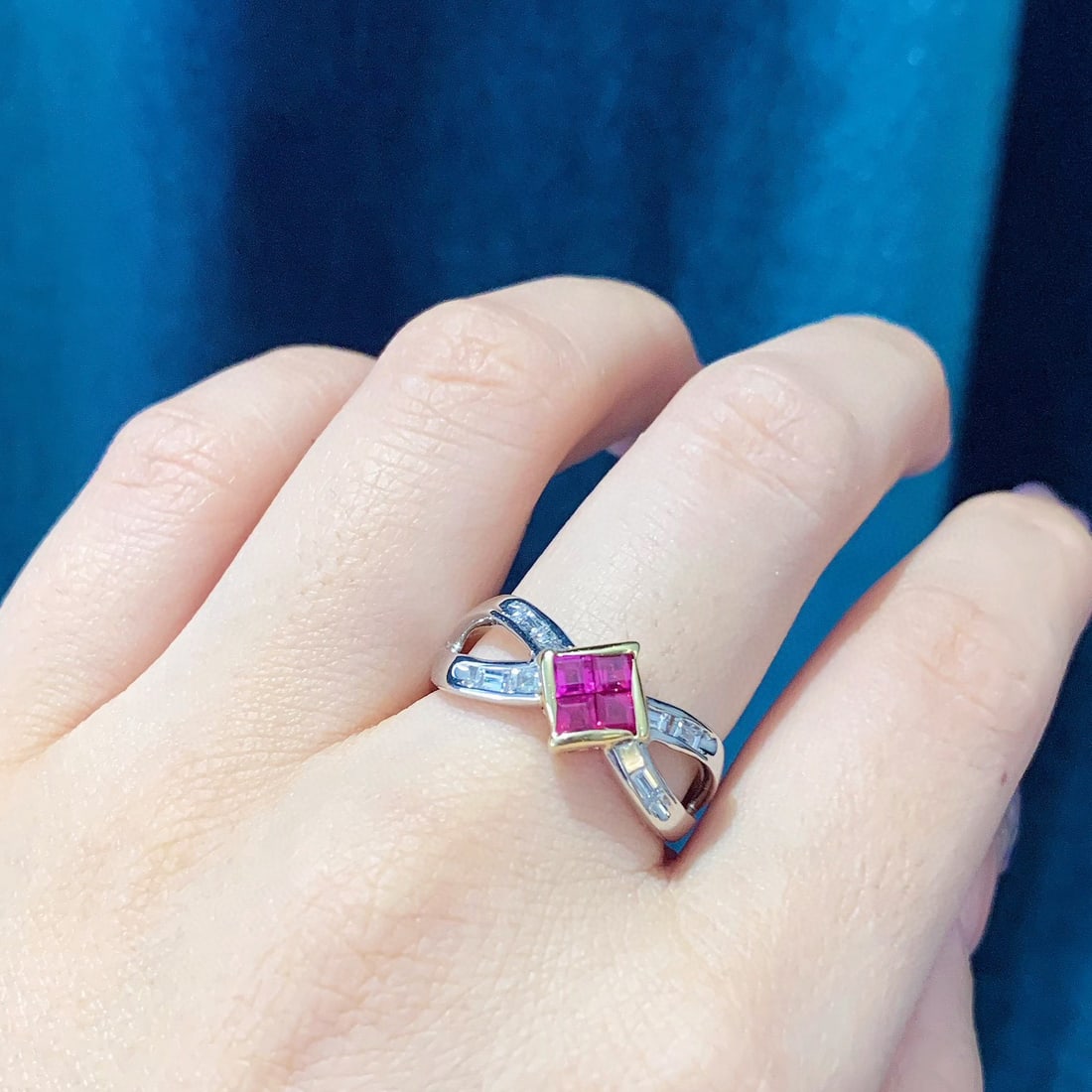 14k Gold 1.25 Ctw Natural Ruby & Diamond Ring - 5