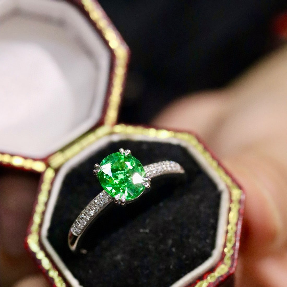 14k Gold 1.24 Ctw Vivid Green Natural Tsavorite & Diamond Ring - 3