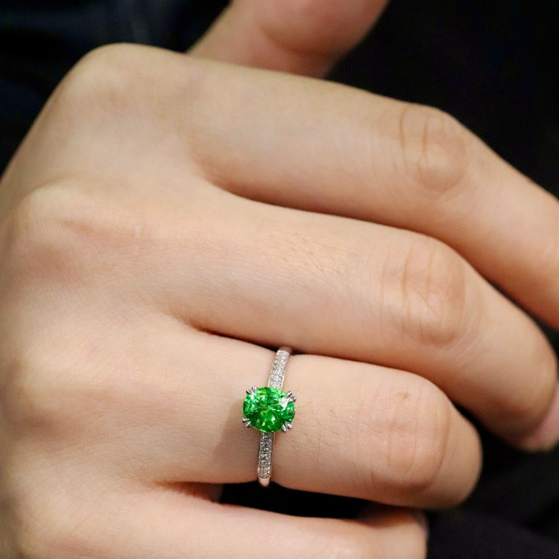 14k Gold 1.24 Ctw Vivid Green Natural Tsavorite & Diamond Ring - 6