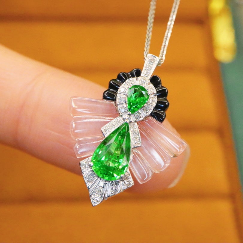 14k Gold 1.34 Ctw Vivid Green Natural Tsavorite & Diamond Pendant( Without Chain ) - 2