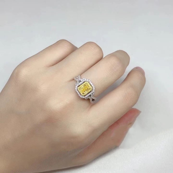 14k Gold 1 Ct Natural Yellow Diamond & Diamond Ring - 2