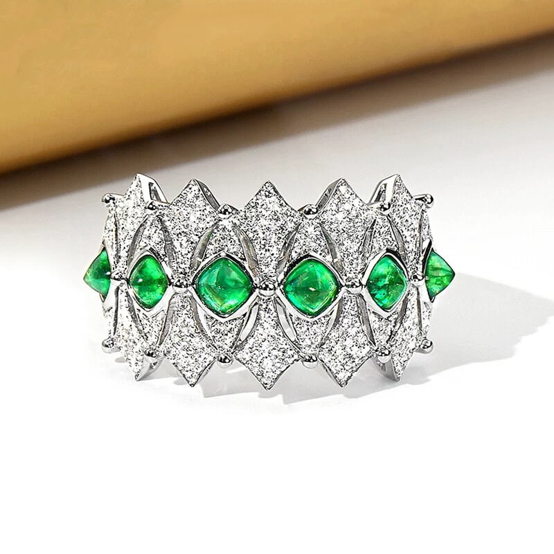 14k Gold 1.28 Ctw Natural Emerald & Diamond Ring: Ref:230995021 // gold content:14k gold // ring size:7. 25us // // main gemstone:emerald // shape:suger-loaf // carat weight:0. 8ct // color:green // treatment:natural // // adjacent gemstone 2 : diamo