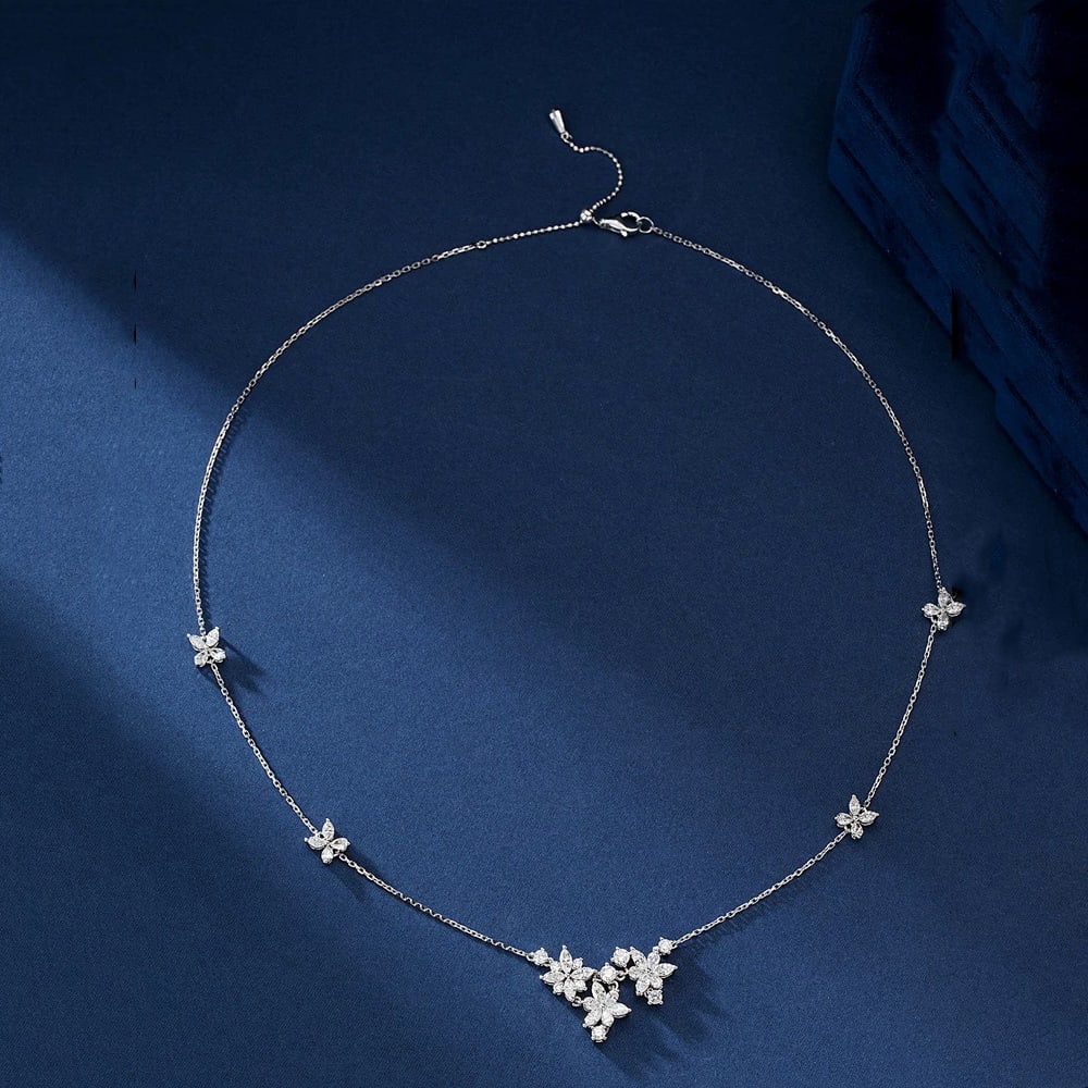 14k Gold 2.36 Ct Natural H Diamond Necklace: Ref:230995022 // gold content:14k gold // main gemstone:diamond // shape:multiply // carat weight:2. 36ct // clarity grade:vs-si // color:h // treatment:natural // Condition: New Low Estimate: