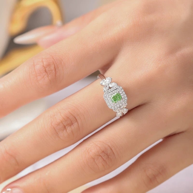 14k Gold 0.94 Ctw Natural Green Diamond & Diamond Ring - 4
