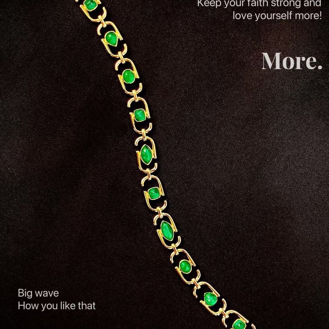 14k Gold 3.37 Ct Natural Emerald Bracelet - 2