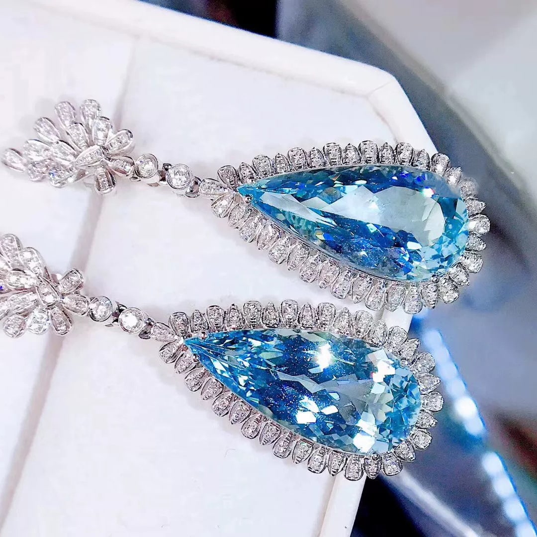 14k Gold 16.3 Ct Natural Aquamarine & Diamond Earrings - 4
