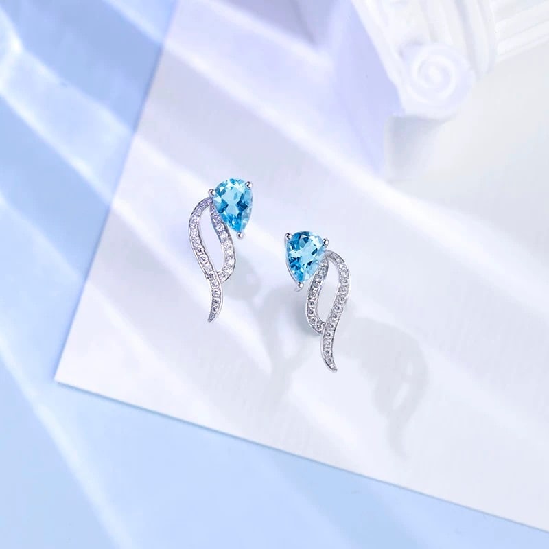 14k Gold 1.33 Ctw Natural Aquamarine & Diamond Earrings - 4